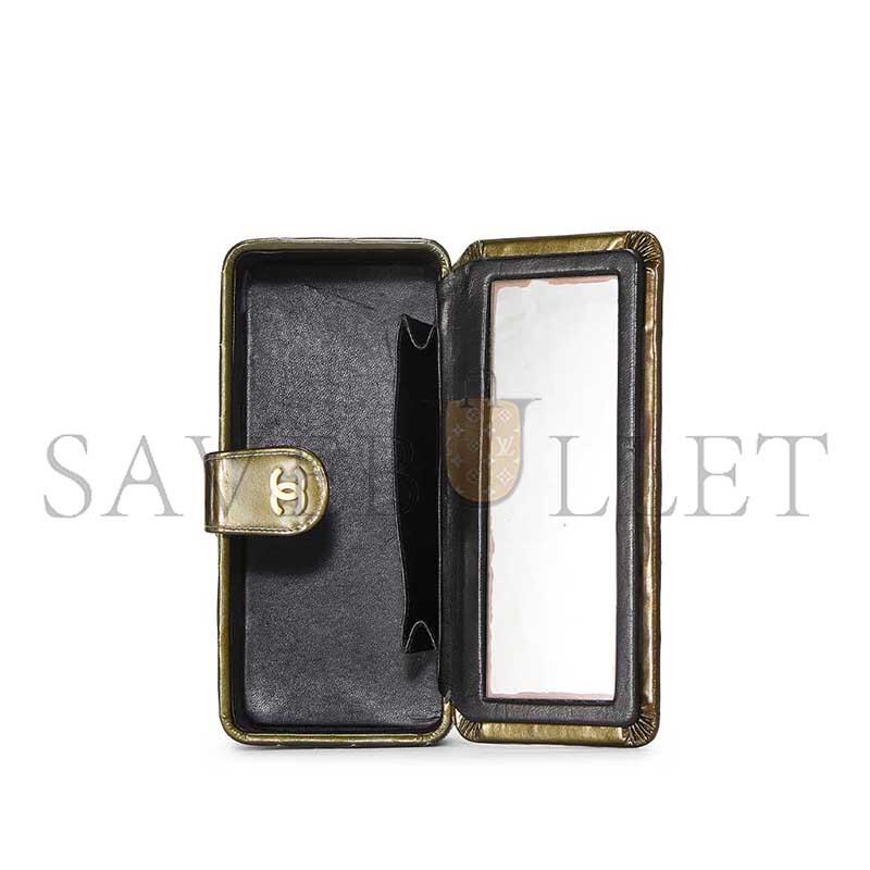 Ch**el green quilted leather vanity a2226 (22*10*8.5cm)